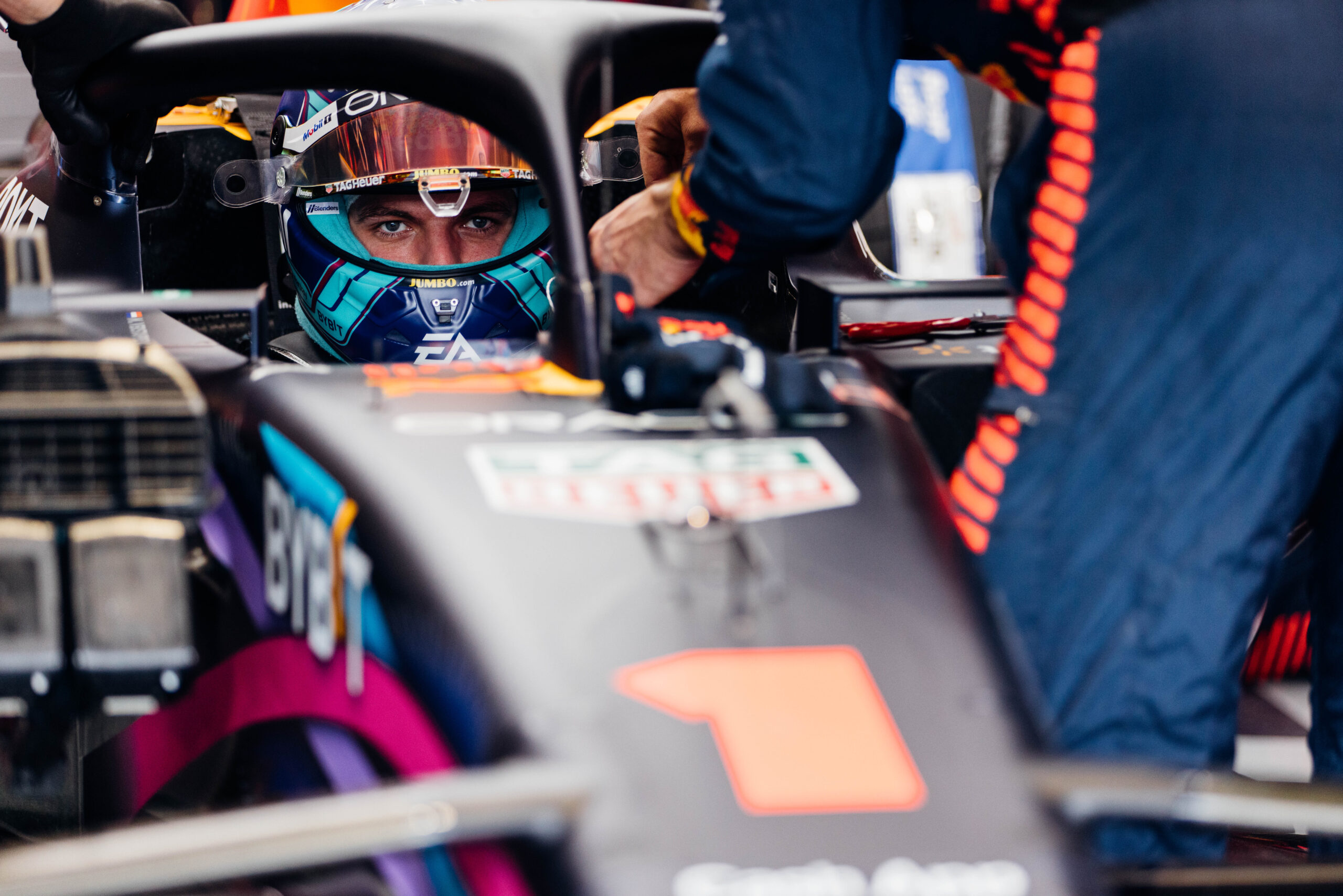 Max Verstappen World Champion Formula 1 2021-2022-20223 Three-time