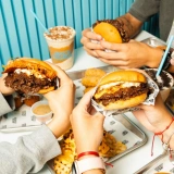 cowy-burger-m Cowy Burger